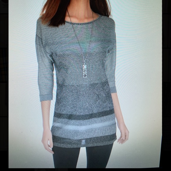 White House Black Market Tops - WHITE HOUSE BLACK MARKET 3/4 SLEEVE LUREX TUNIC PULLOVER SIZE MEDIUM NWT!